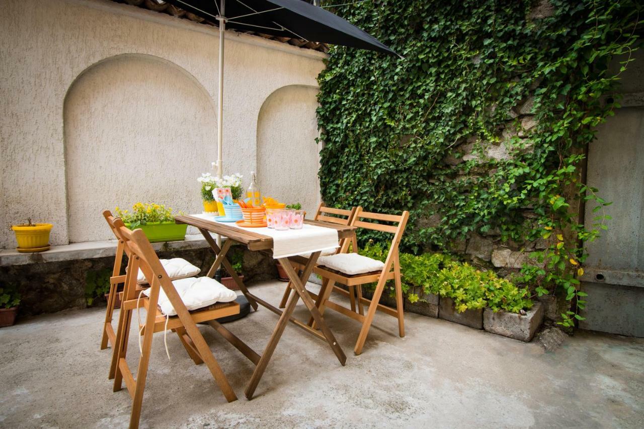 The Rocky House - Central & Private 2Bdr By Flat Mаnager Plovdiv Extérieur photo
