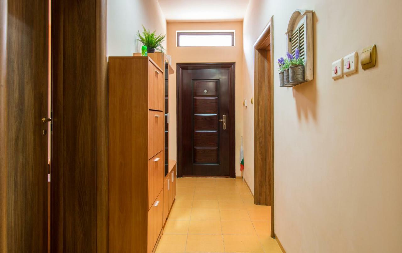 The Rocky House - Central & Private 2Bdr By Flat Mаnager Plovdiv Extérieur photo